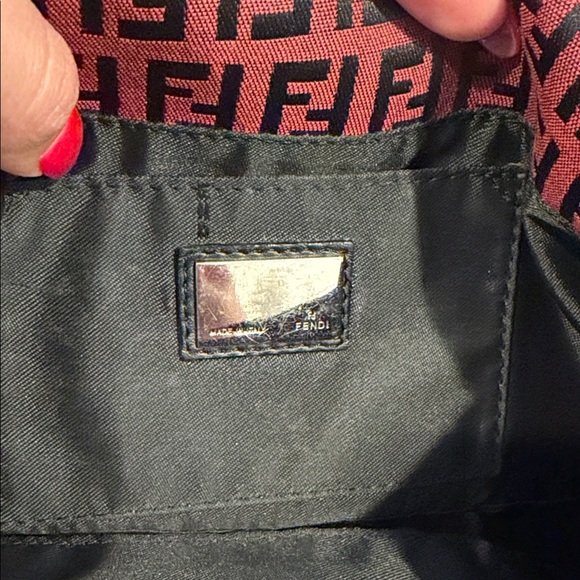 Fendi Baguette Bag - Picture 8 of 9